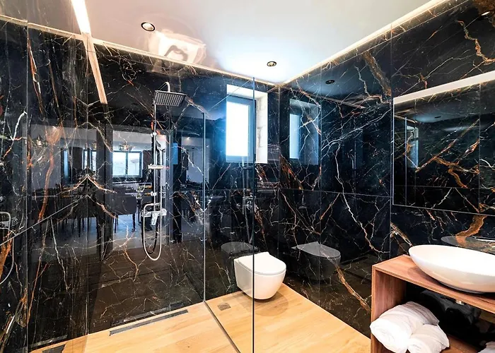 Major Chania (Crete)