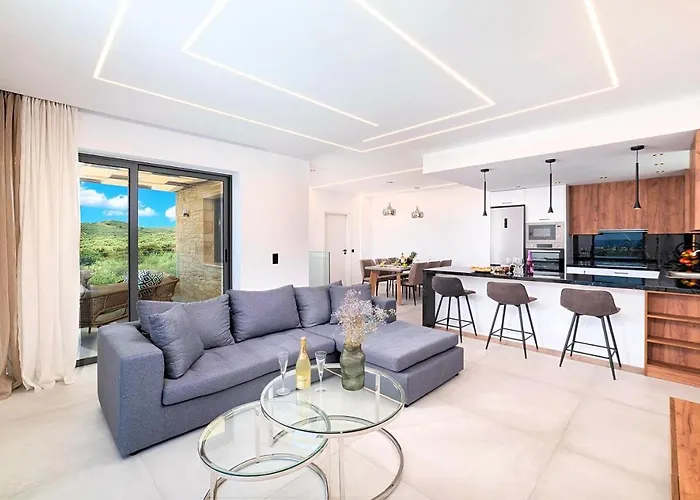 Major * Ханья (Крит)